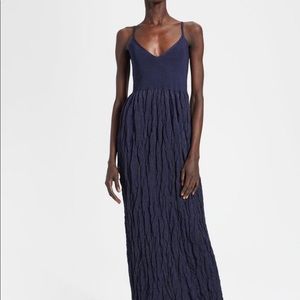 Theory navy v neck long crinkle dress